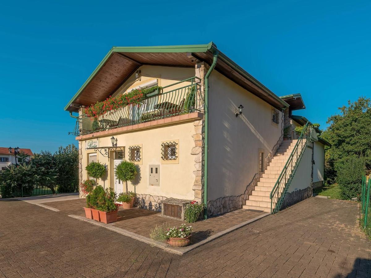 Apartments Villa Roza Drazice Exterior photo